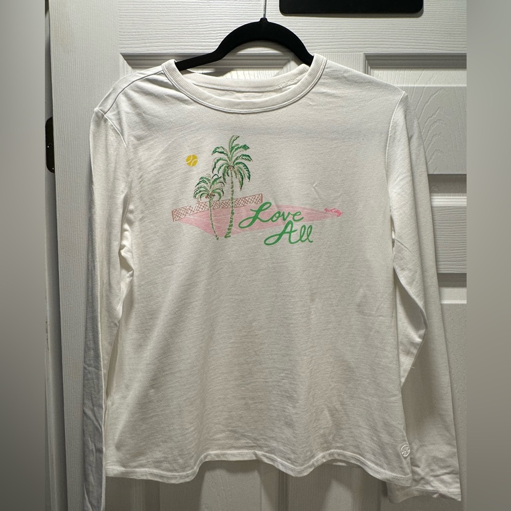 NEW Lilly Pulitzer White Long Sleeve Tee with Palm Design